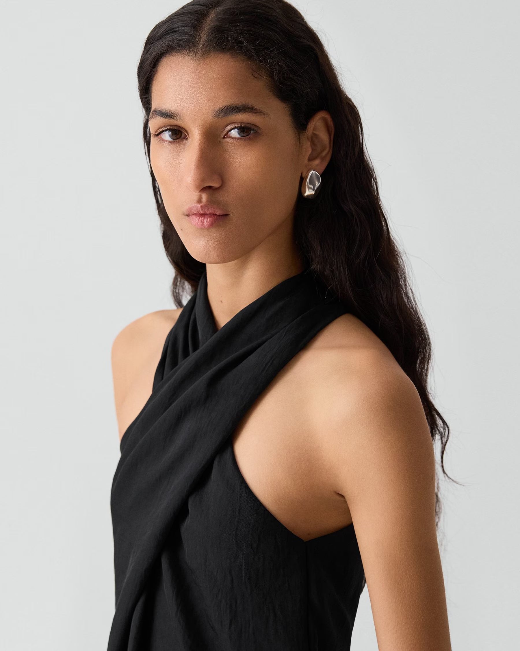 Theory Twisted Halter Top in Washed Twill - Black