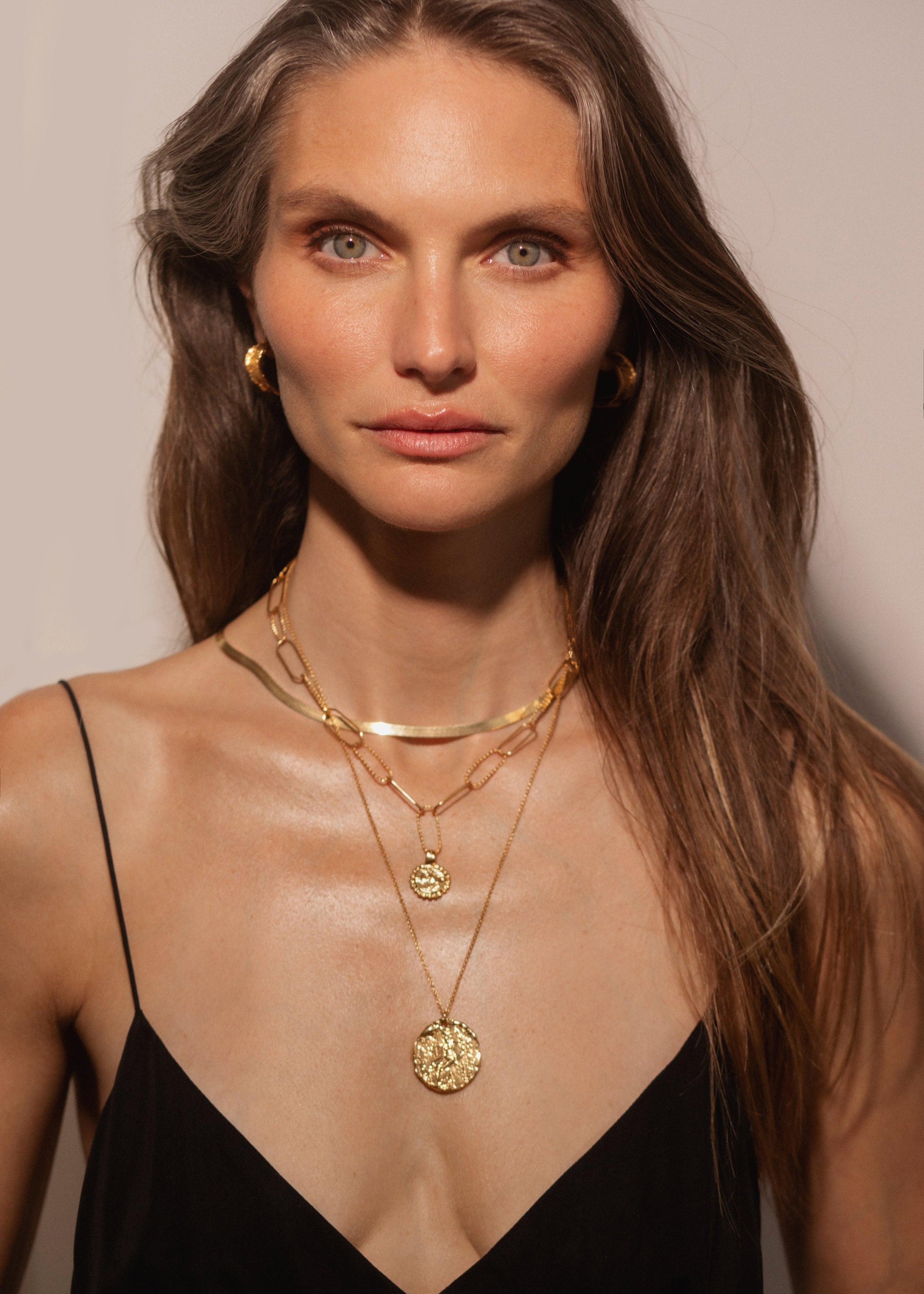 The Mother Origin Necklace - Gold