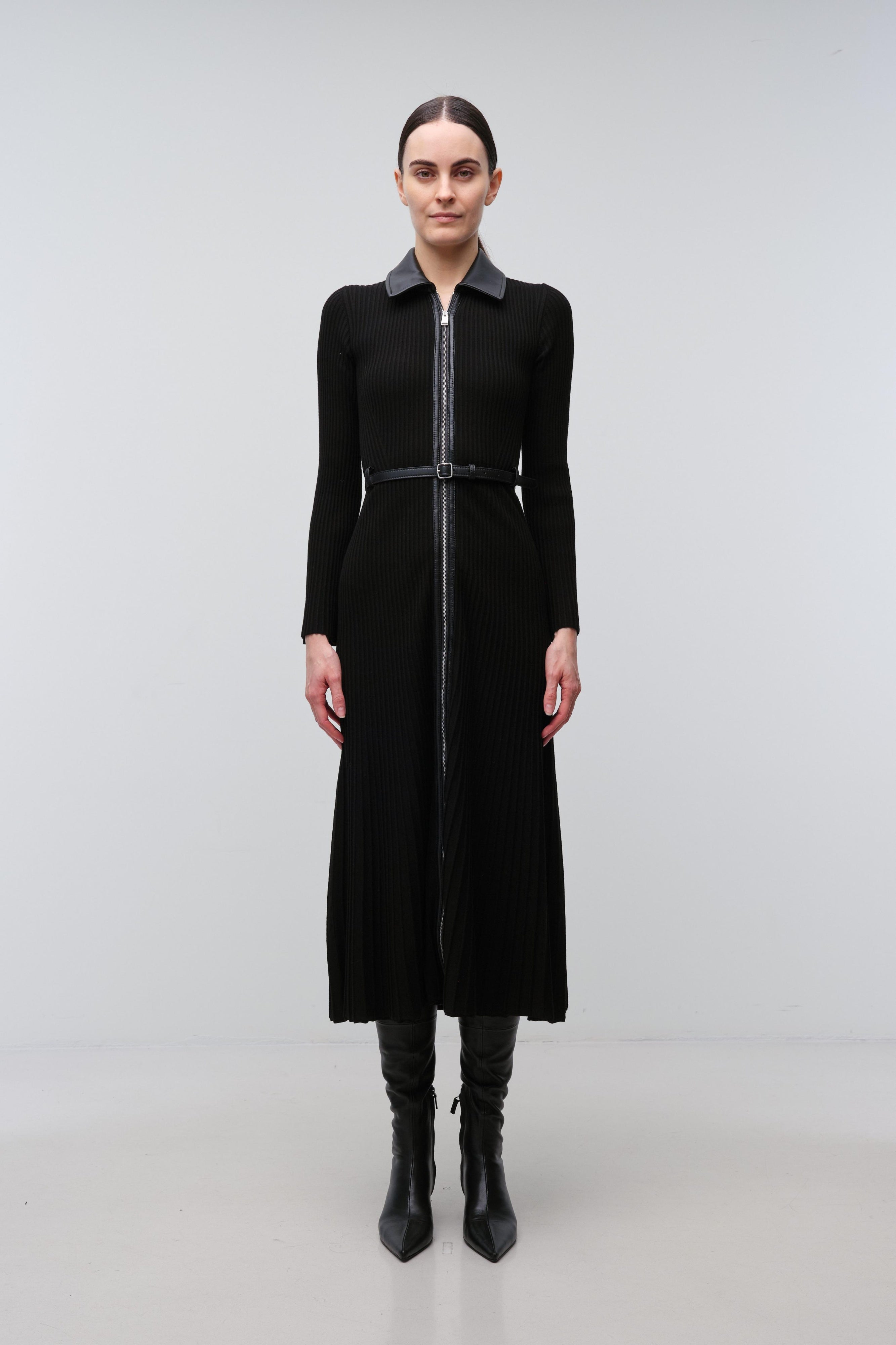 Ismelle Collared Midi Dress