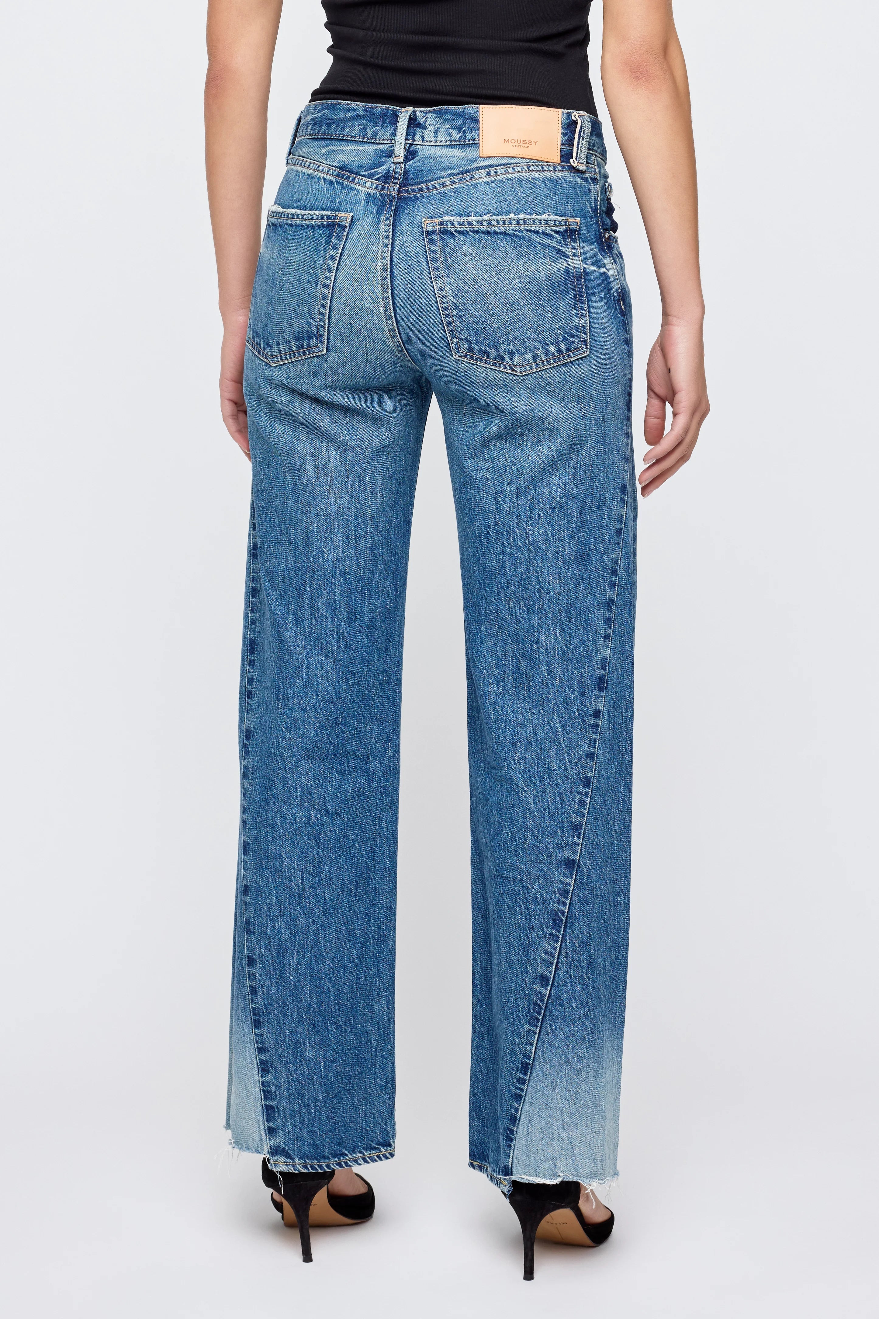 Moussy Panel Wide - Holyoke Jean