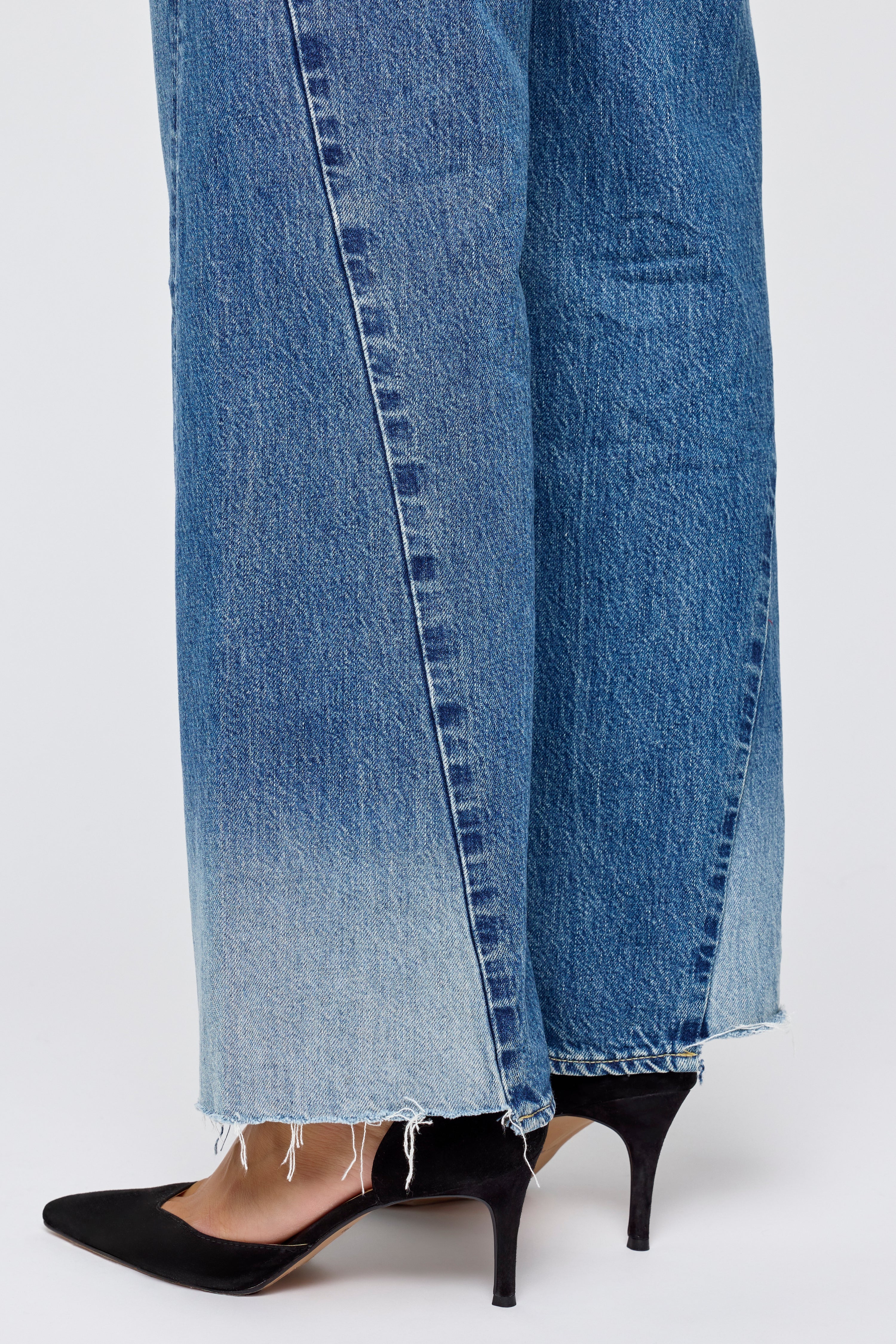 Moussy Panel Wide - Holyoke Jean