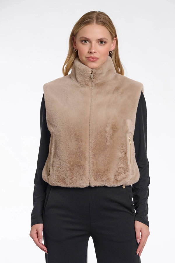 Nikki Vest-Oat