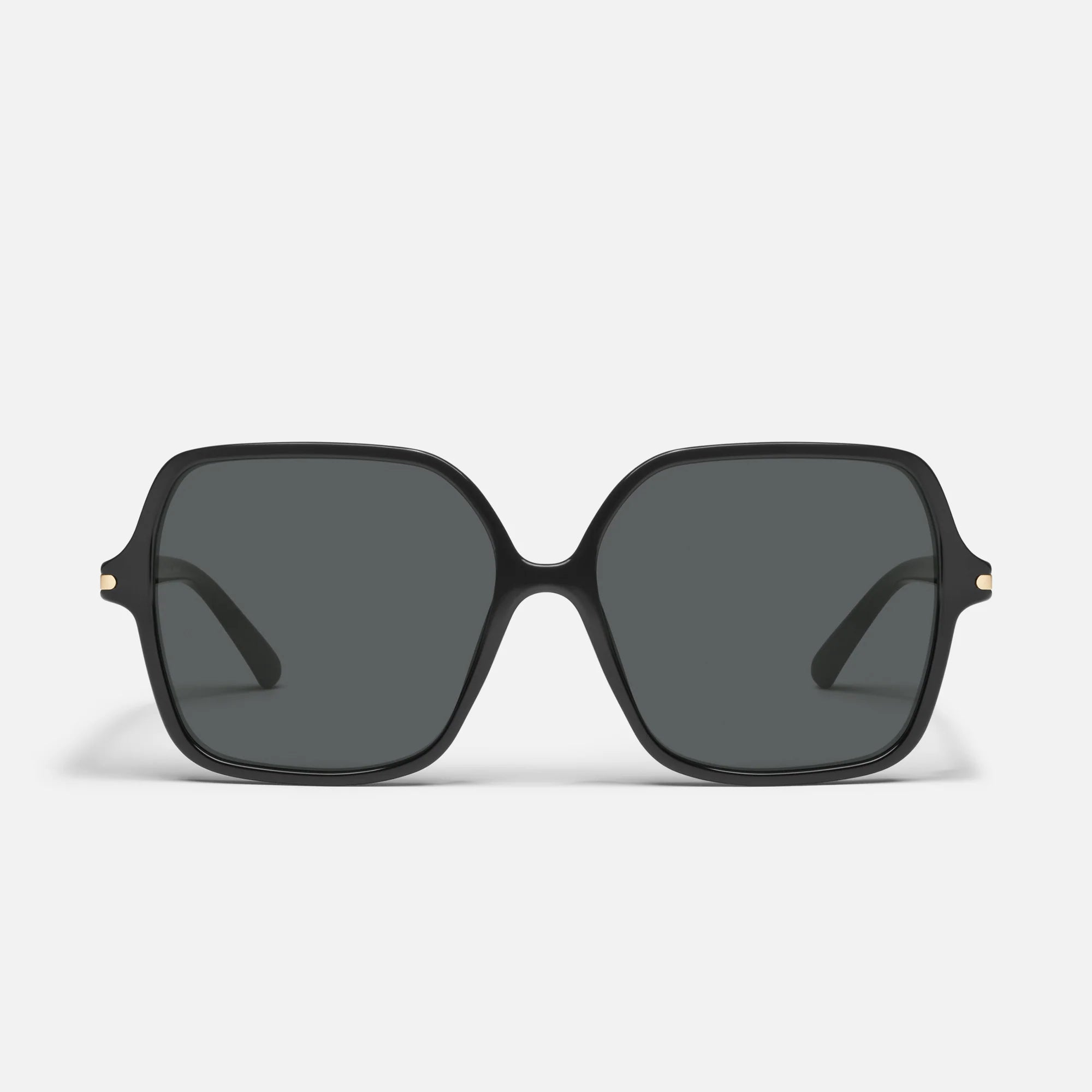 Quay Press Tour Sunglasses - Black