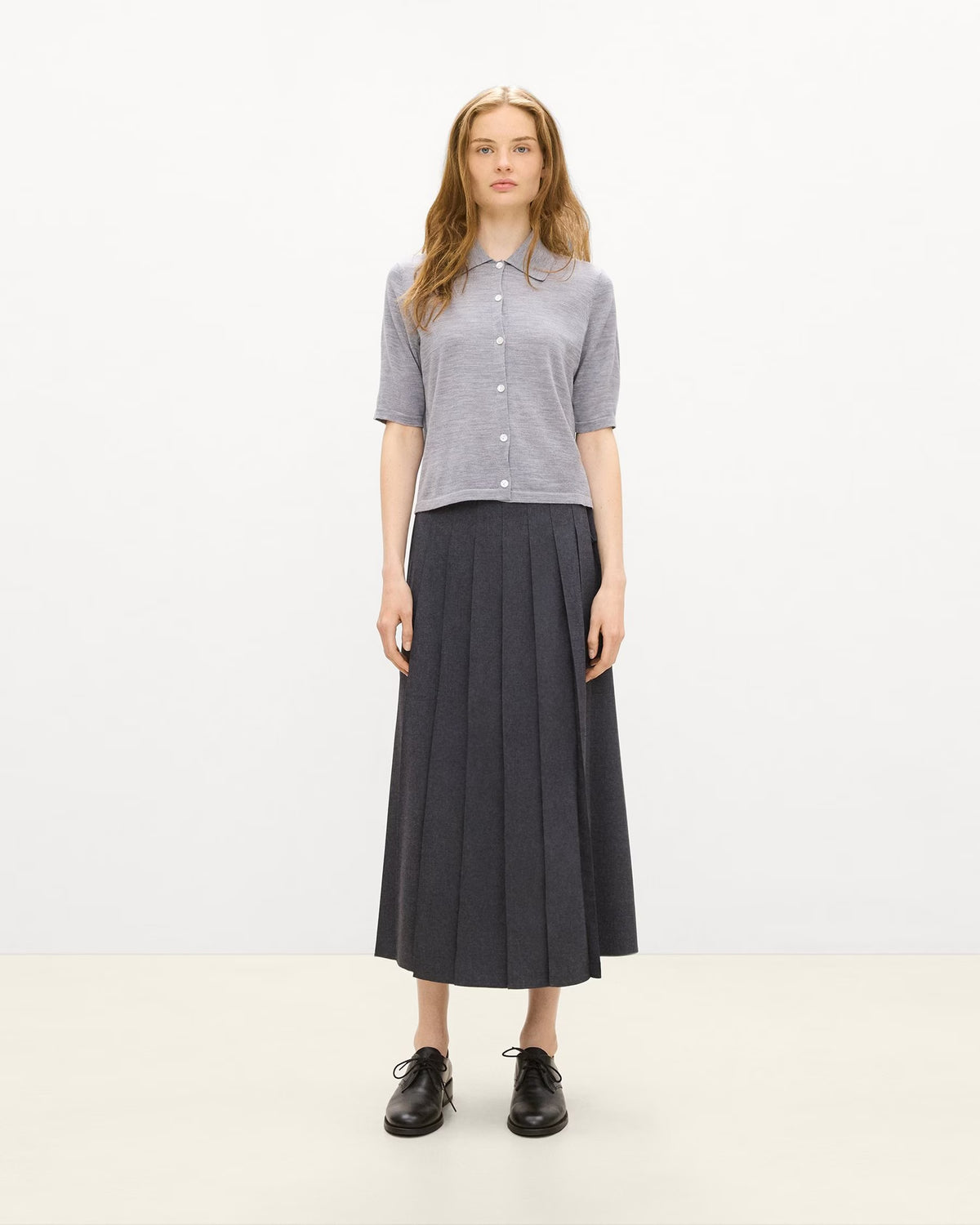 Theory Pleated Wrap Skirt in Drape Flannel - Charcoal Melange