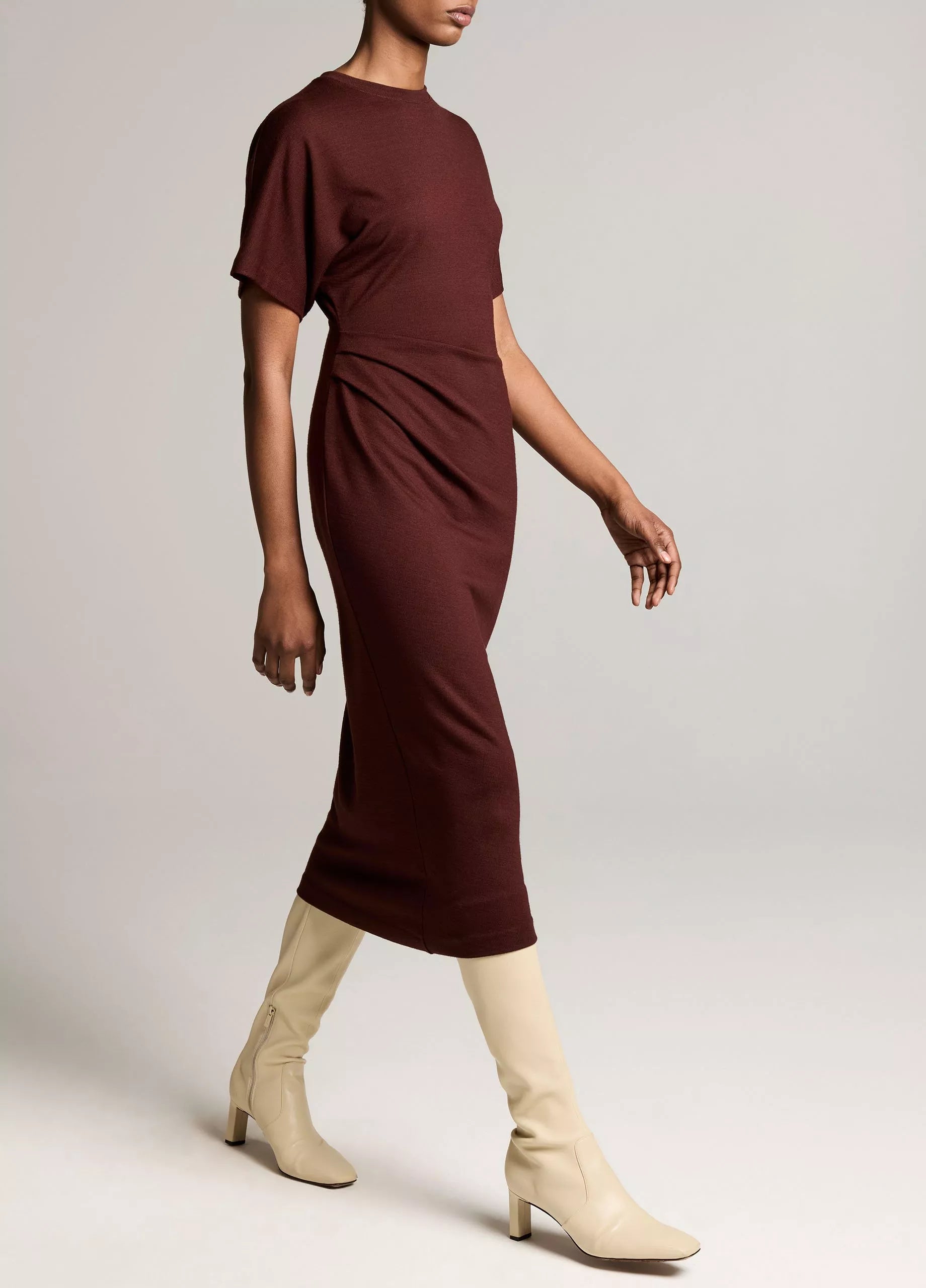  Vince Ruched-Side Knit Short-Sleeve Dress - Black Rose