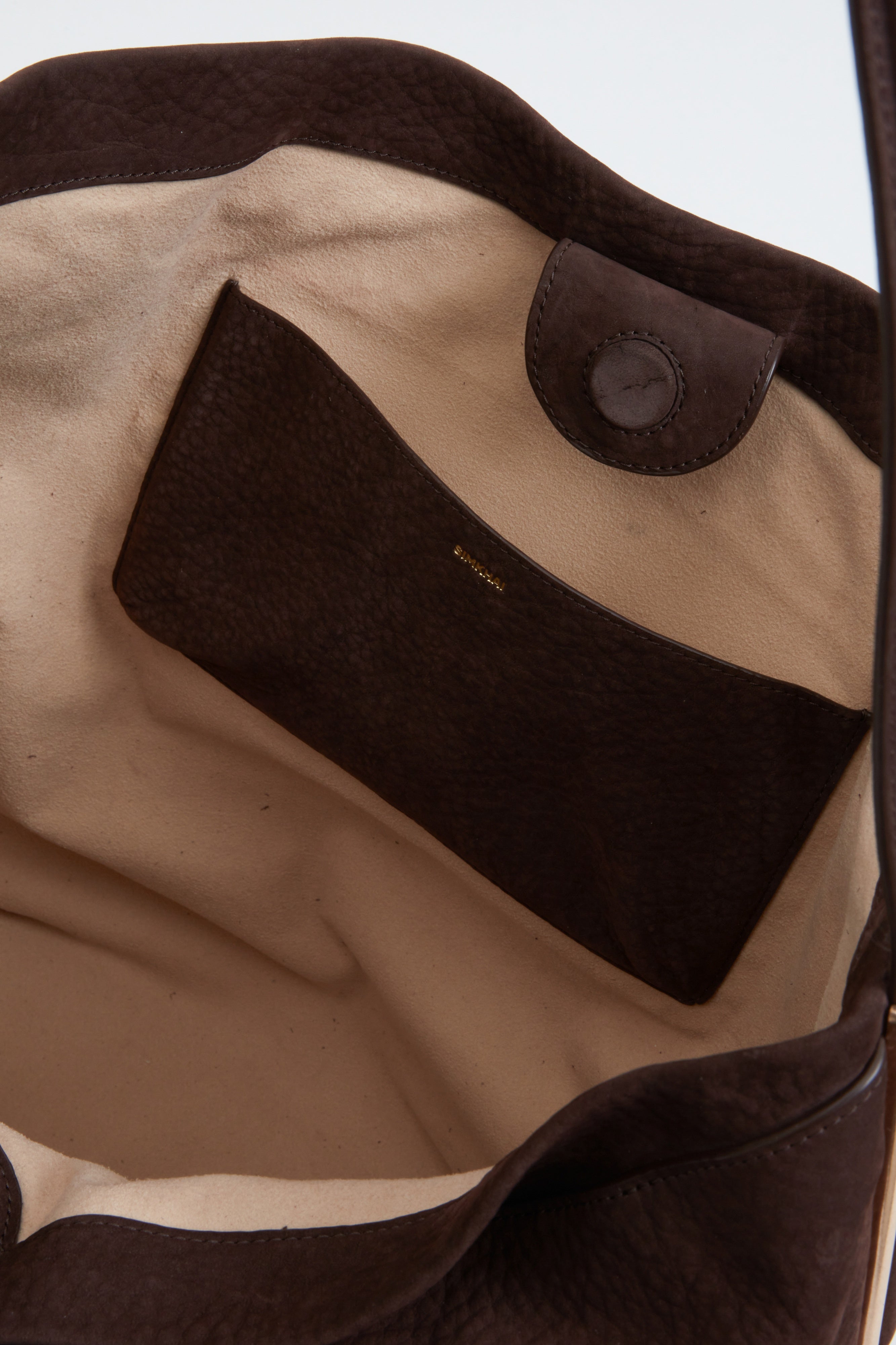 Wynn Large Suede Bucket Bag - Marrone