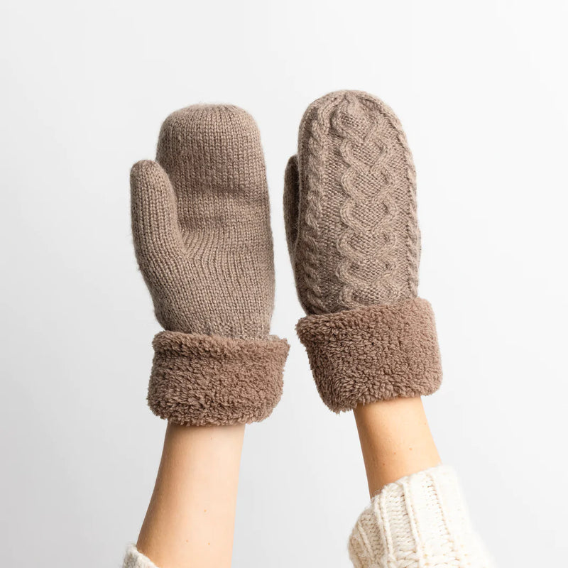 Cable Lined Mitten