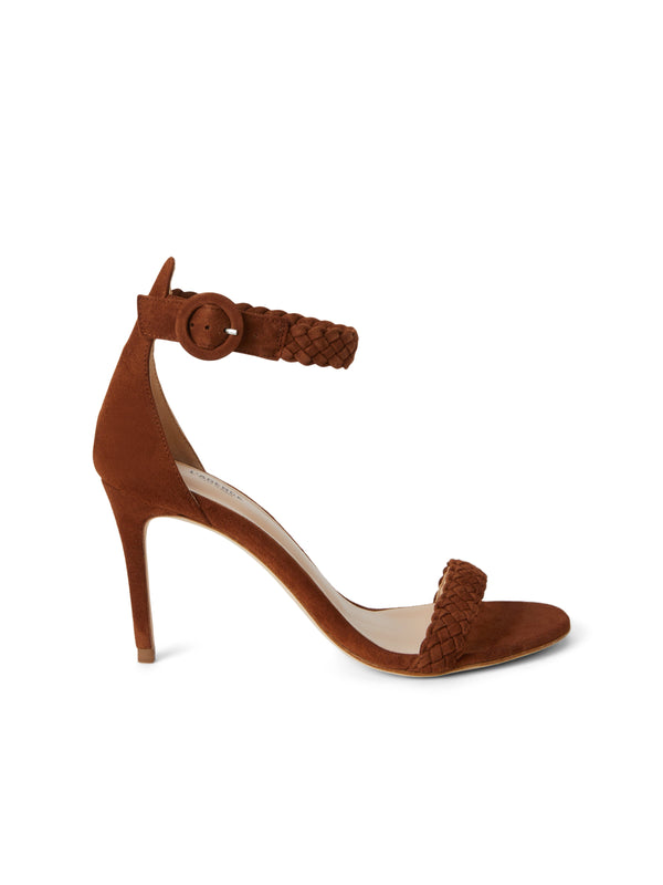 Larissa Sandal